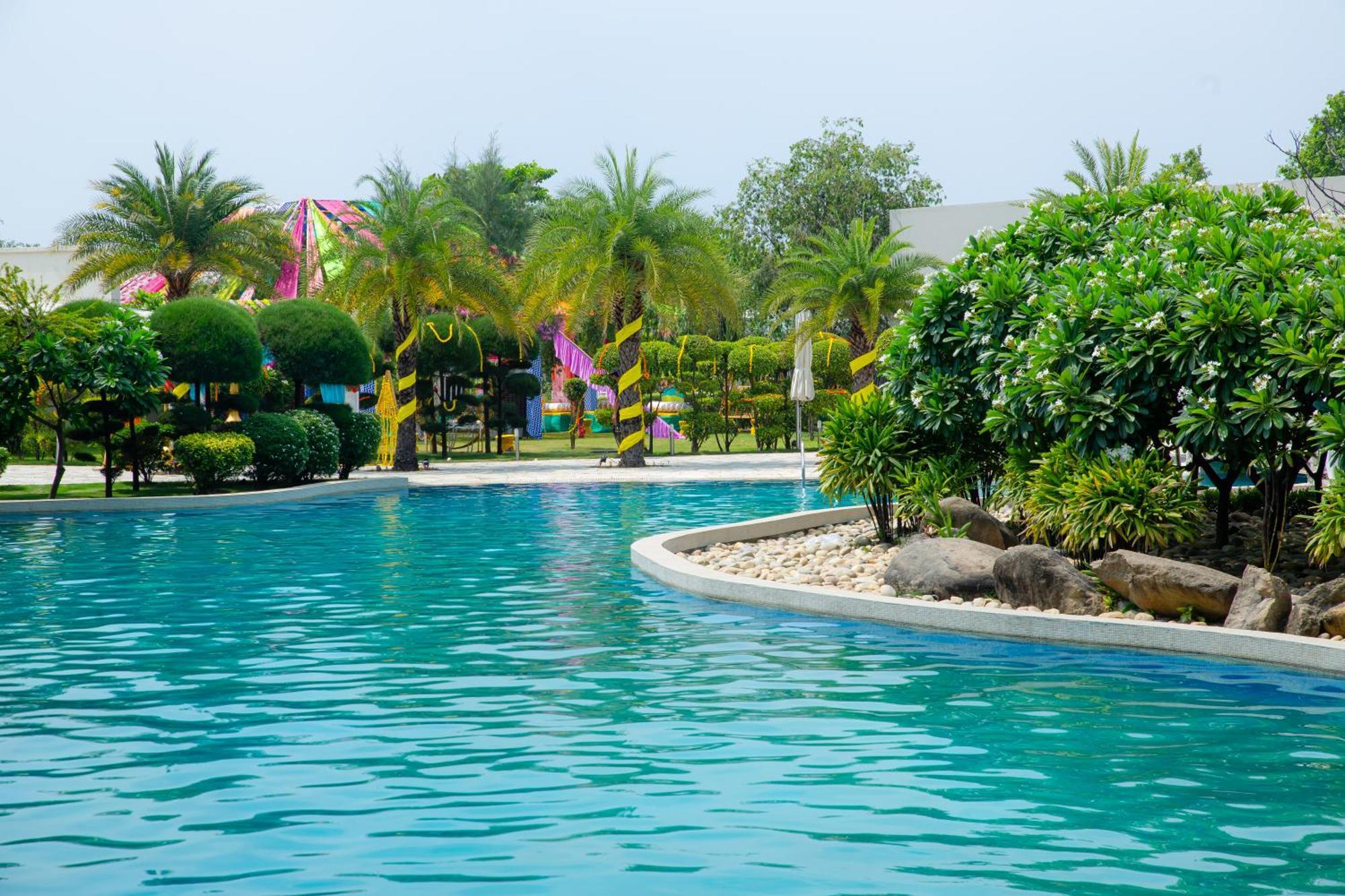 Tiger Palace Resort Bhairāhawā Exterior foto